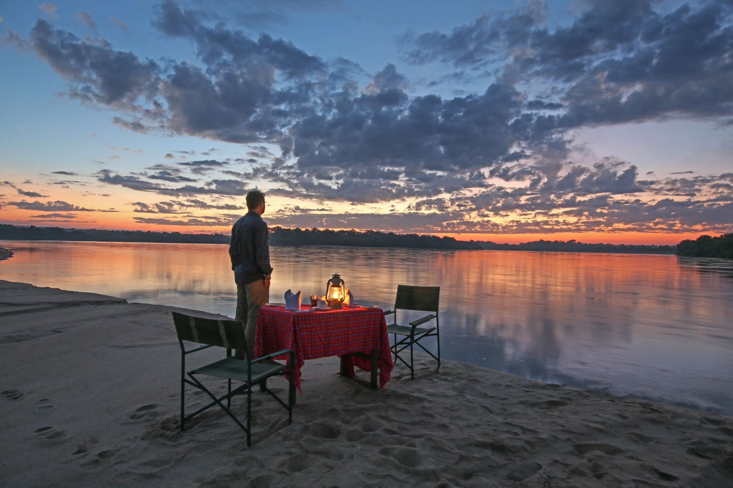 sundowner-selous-serena-camp-nyerere